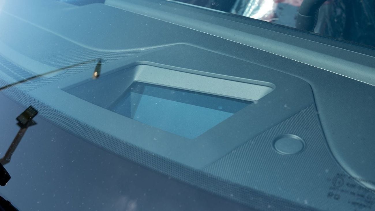 Nissan Patrol 2026 Nissan Patrol V6 3.8L SE Platinum AT Petrol (Gray-red)