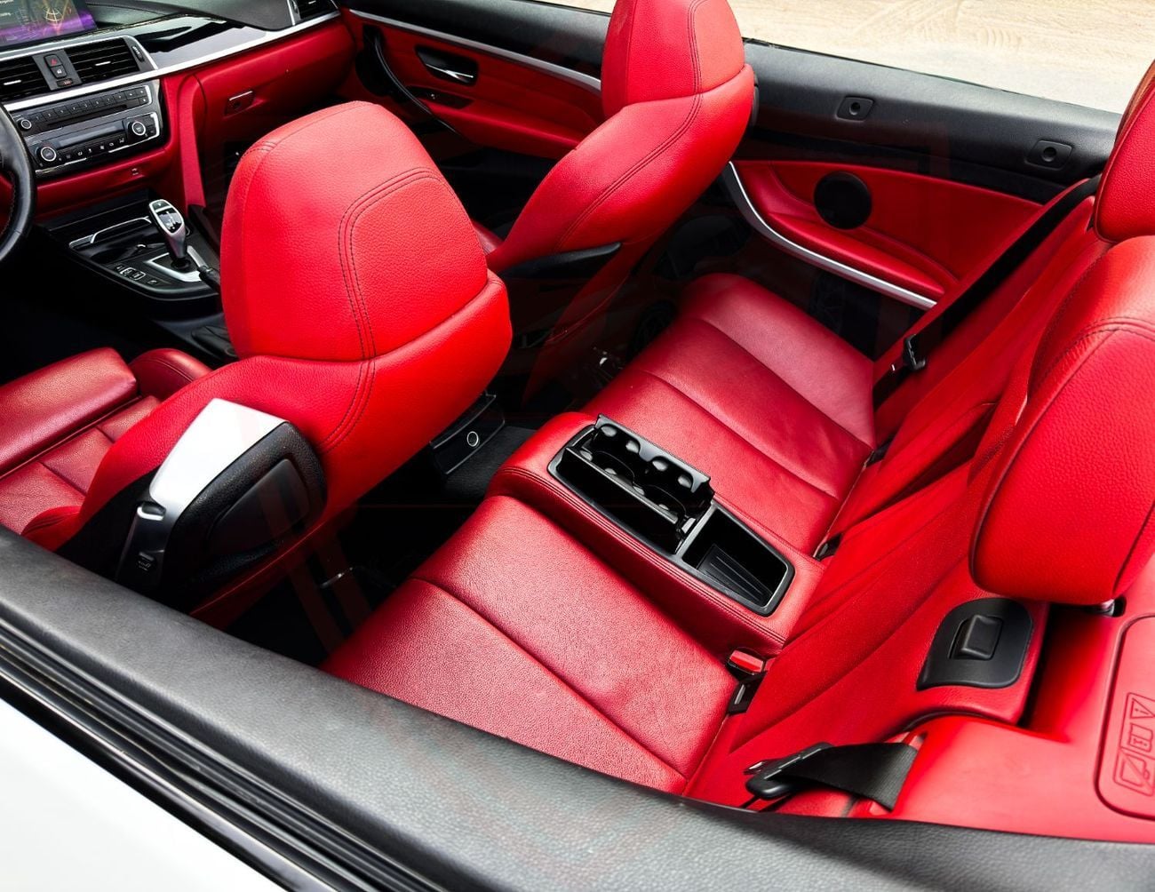 BMW 420i Sport Line 2.0L BMW 420 i | 2.0 L | 2019 | GCC | convertible | Accident-Free | In Excellent Conditio