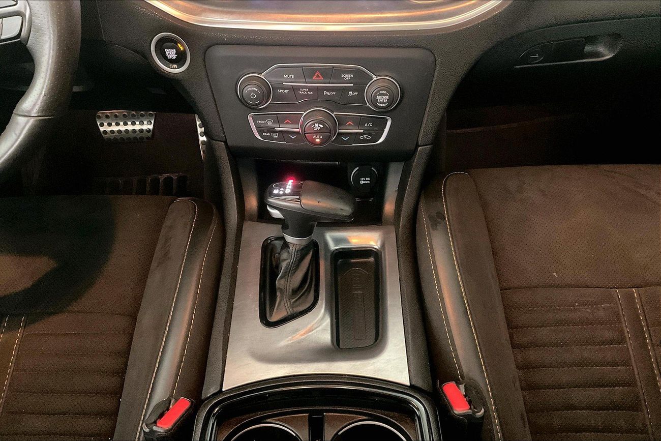 Dodge Charger Daytona R/T | National Day Celebration | Guaranteed Warranty | 0 Down Payment