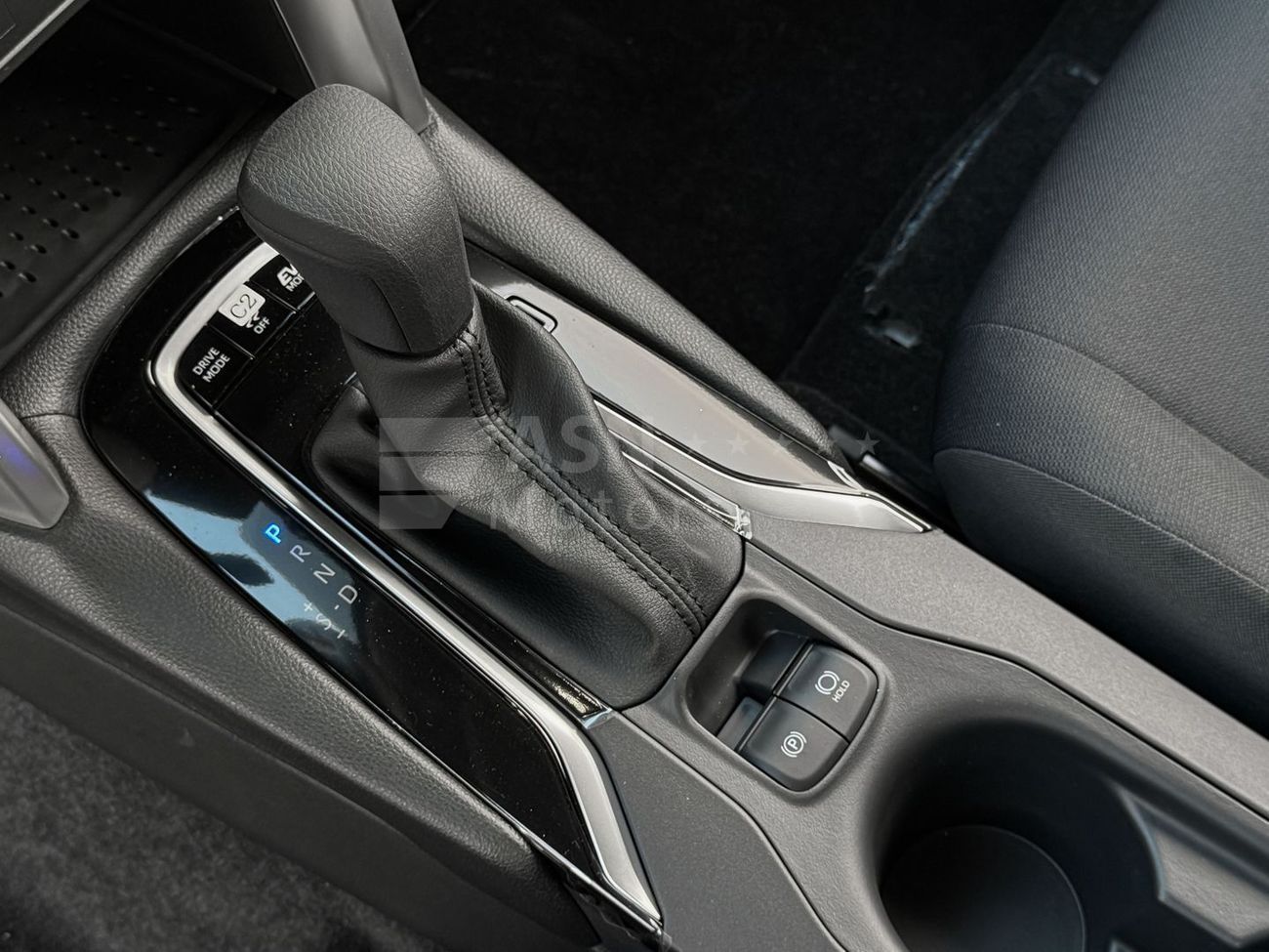 تويوتا كورولا كروس Hybrid Elite 2.0L 2025 (Export Price)