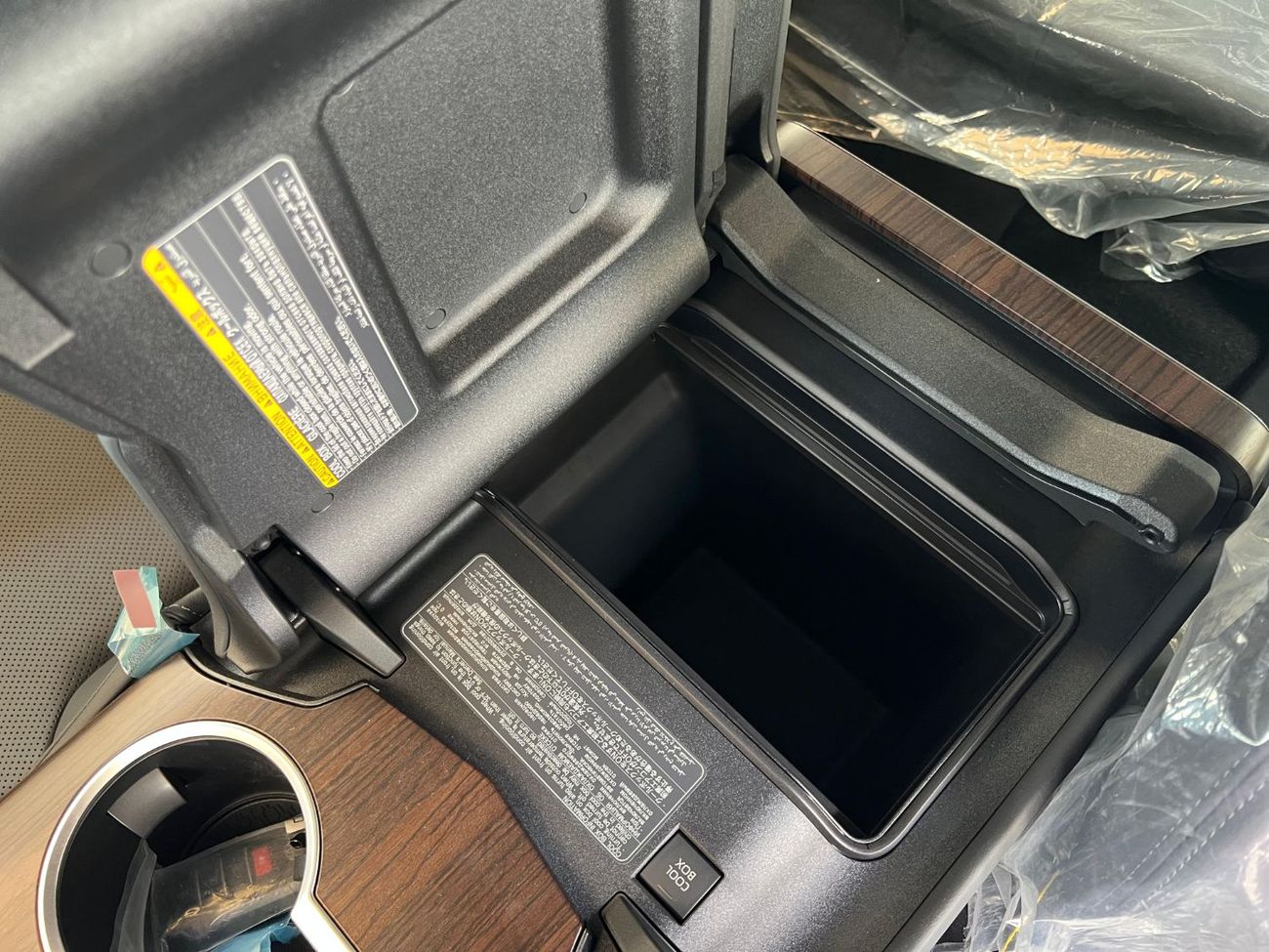 تويوتا لاند كروزر TOYOTA LAND CRUISER VX - EUR - MODEL 2023 - ENG 4.0L