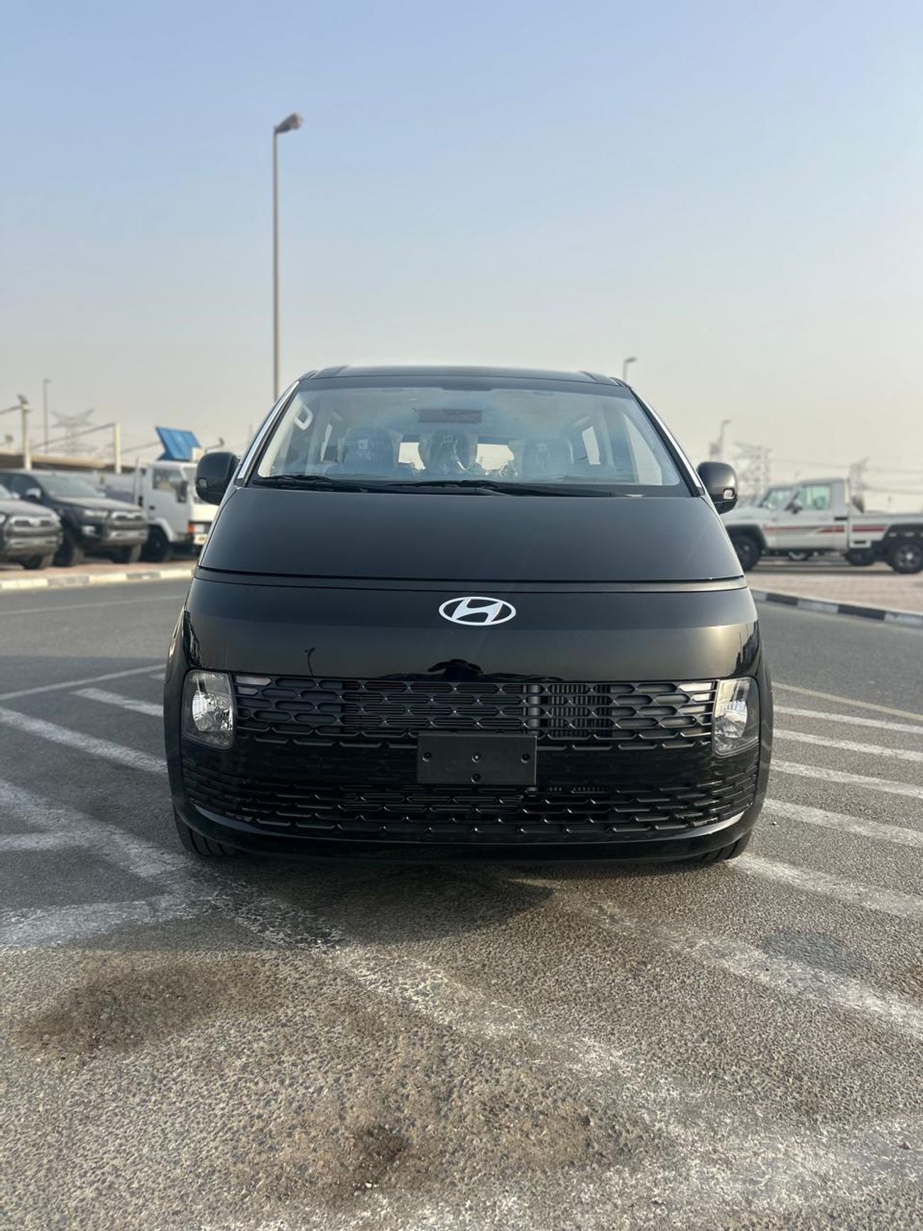 Hyundai Staria Hyundai Staria 2.2l CRDI 11 Seat Fwd Manual Transmission