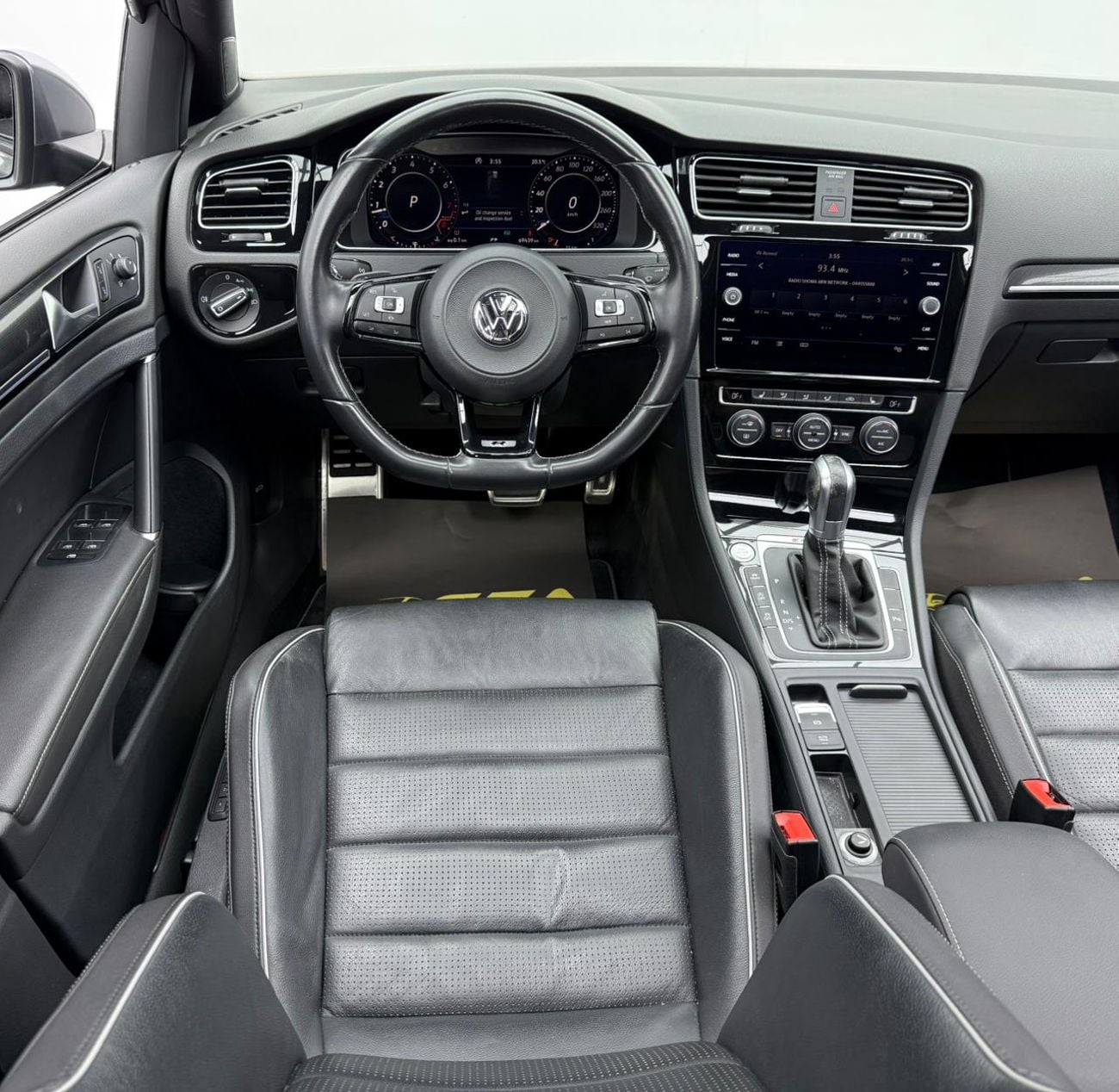 فولكس واجن جولف ار 2019 Volkswagen Golf R, Full VW Service History, Fully Loaded, Excellent Conditions, GCC