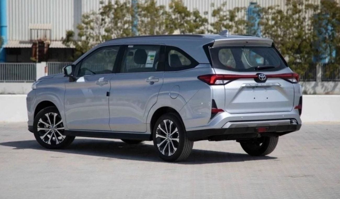 تويوتا فيلوز Toyota Veloz 2025 Toyota Veloz V 1.5 - Silver inside Black