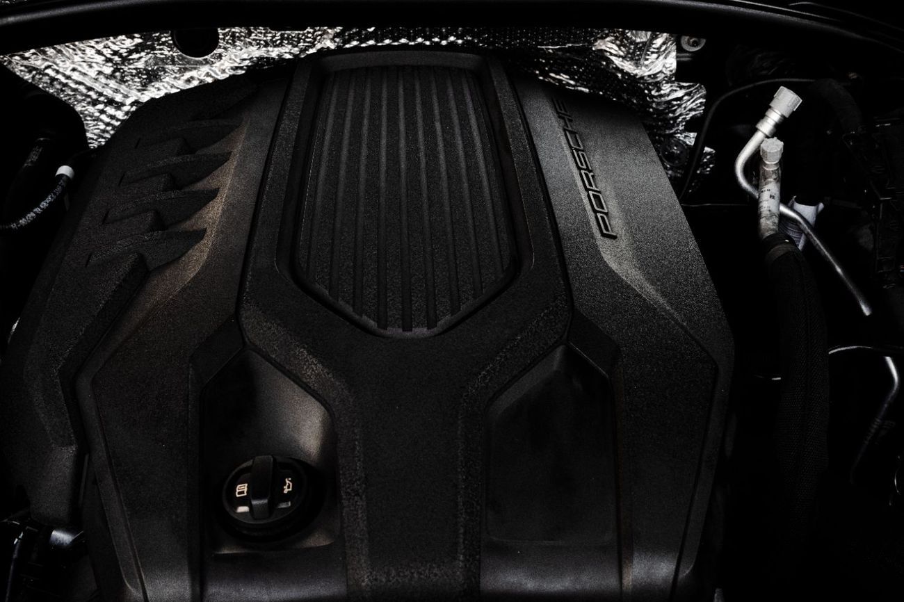 Porsche Macan Macan T | 4,113 P.M | 0% Downpayment | Immaculate Condition!