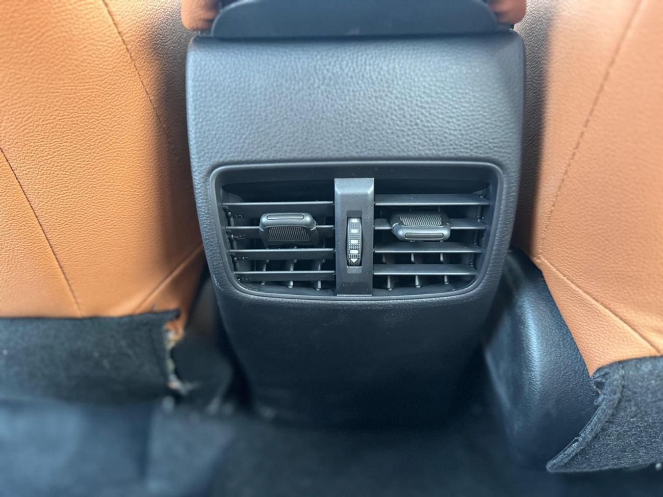 Toyota Corolla Cross TOYOTA CROSS WITH RARE CAMERA ,POWER TAILGATE , 2.0  HYBRID MY 2025