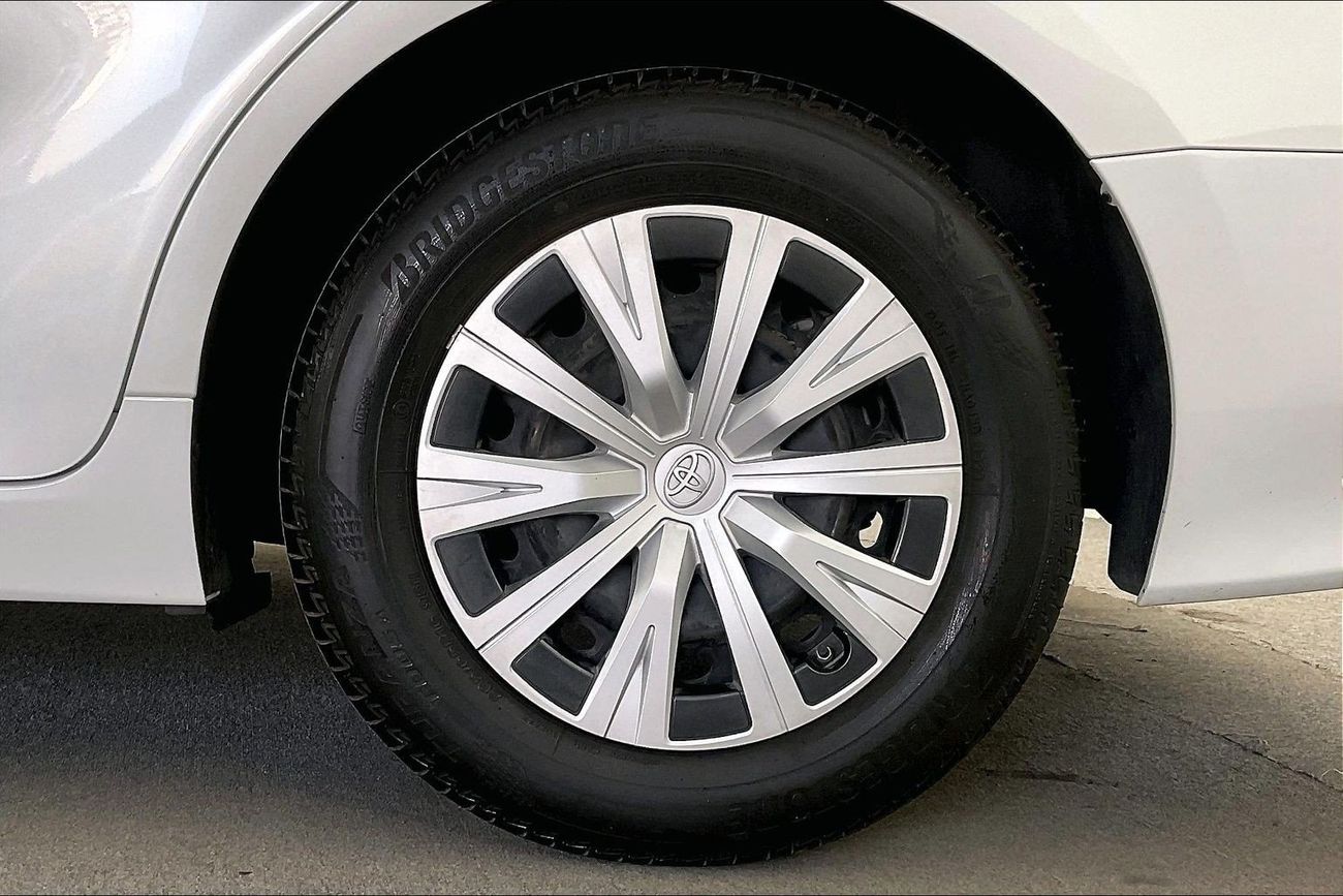 Toyota Camry S | National Day Celebration | Guaranteed Warranty | 0 Down Payment