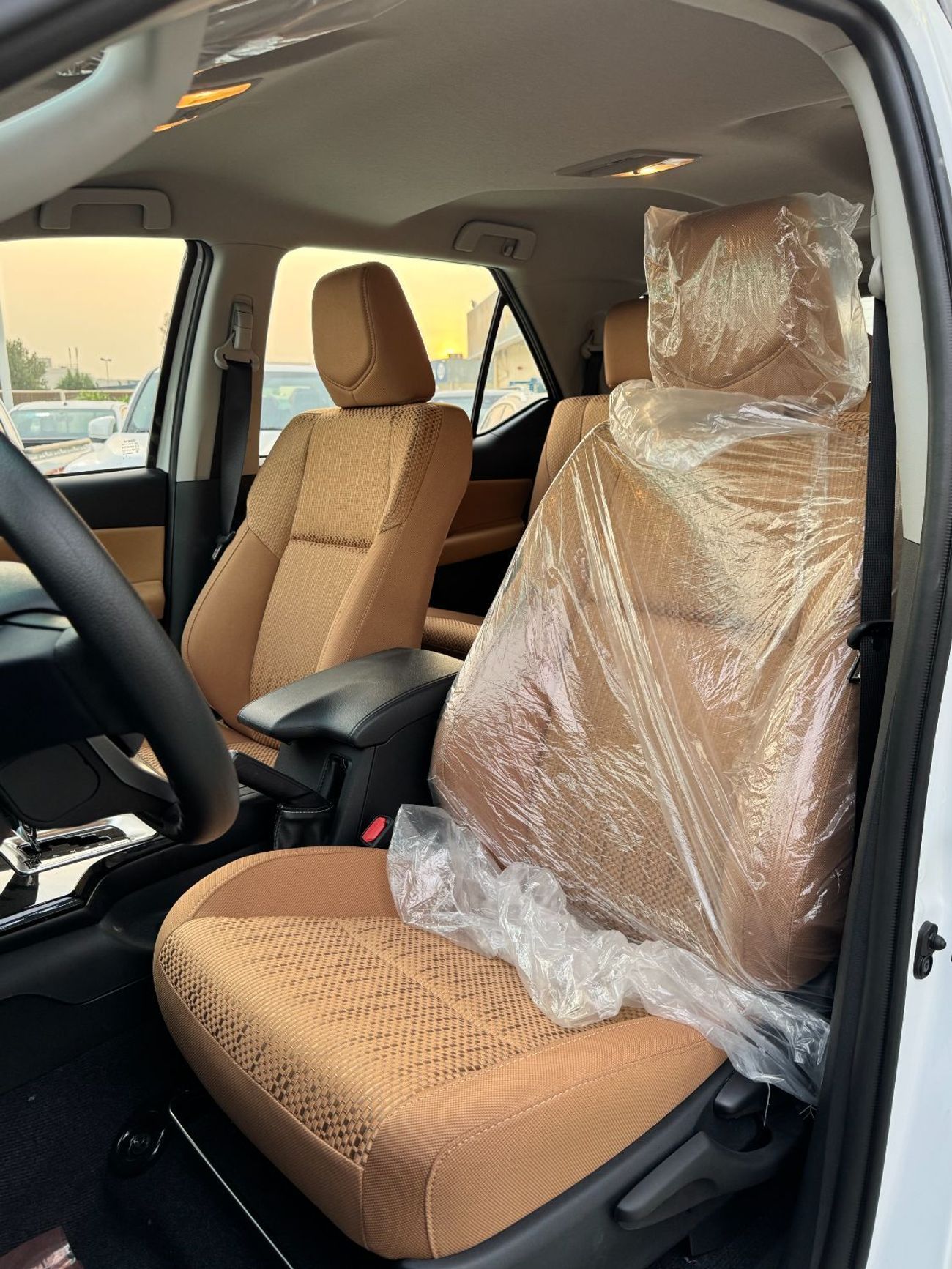 تويوتا فورتونر Toyota Fortuner - SR5 Plus 2.7 L - GCC - 2025
