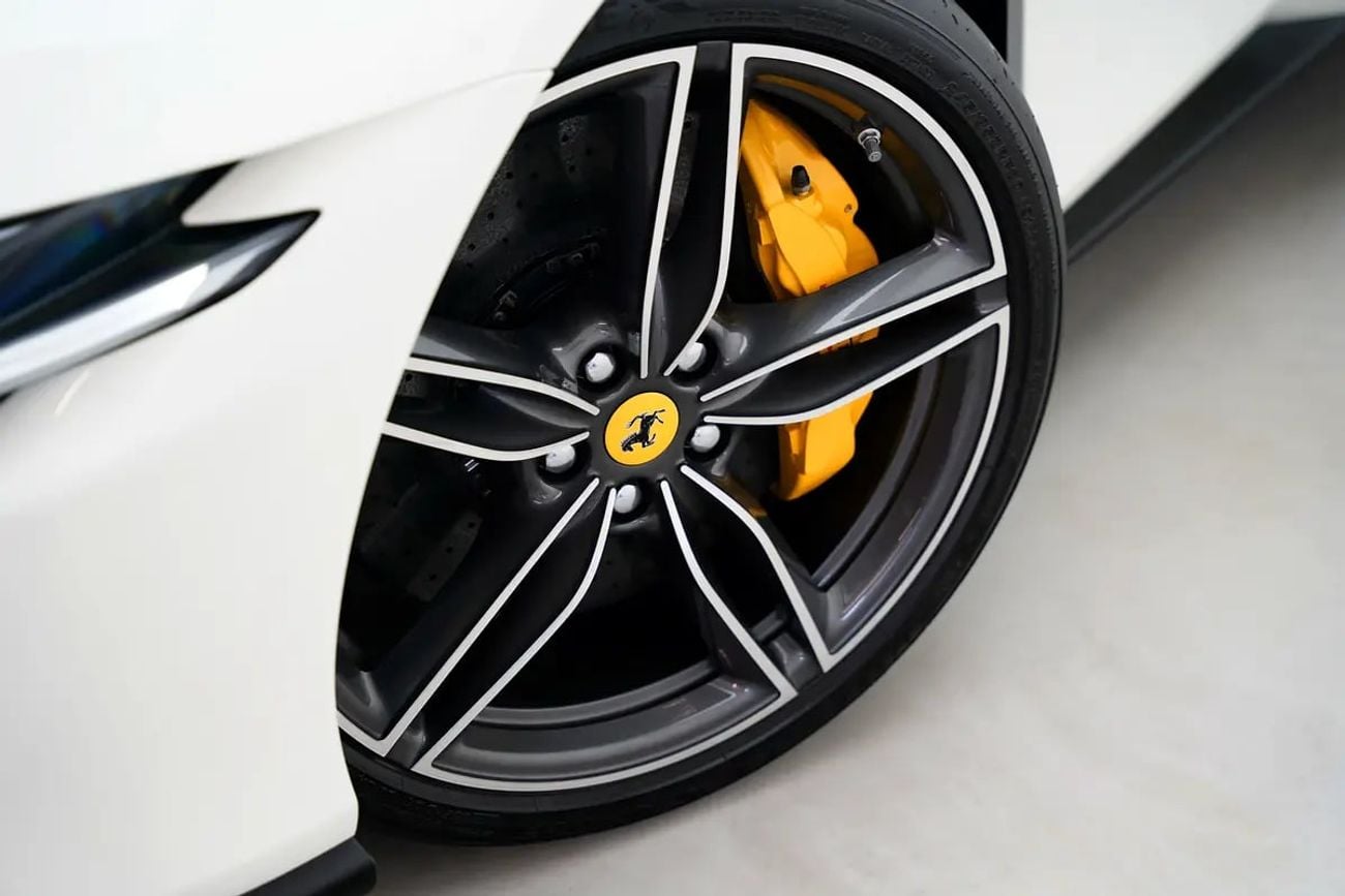 Ferrari Roma SPIDER WITH WARRANTY AND SERVICE CONTRACT