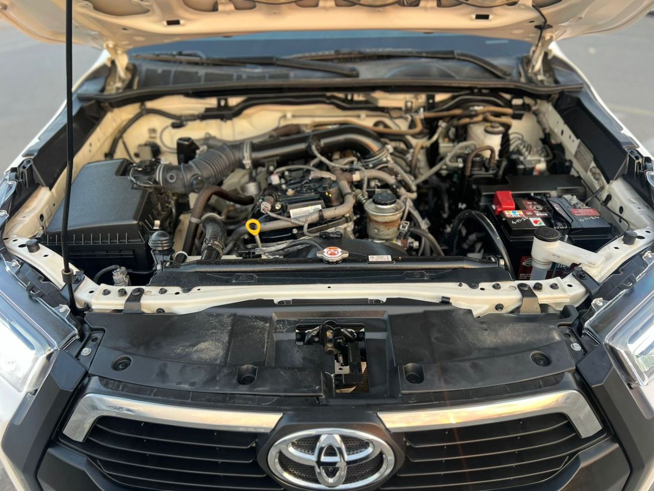 Toyota Hilux 2022 Toyota Hilux GL Advanture Modified - 2.7L V4 - AWD 4x4 -GCC- Rear Camera  - Patrol