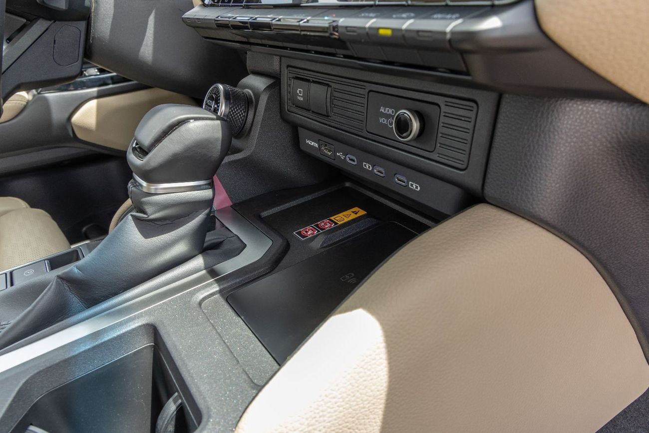 تويوتا برادو Toyota Prado VX-3 Petrol 2.4L 4WD - Black - 2025 (Export)