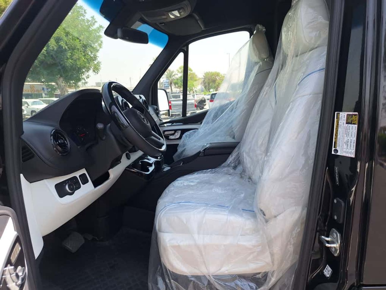 مرسيدس بنز سبرينتر 2023 MERCEDES BENZ SPRINTER VIP LUXURY