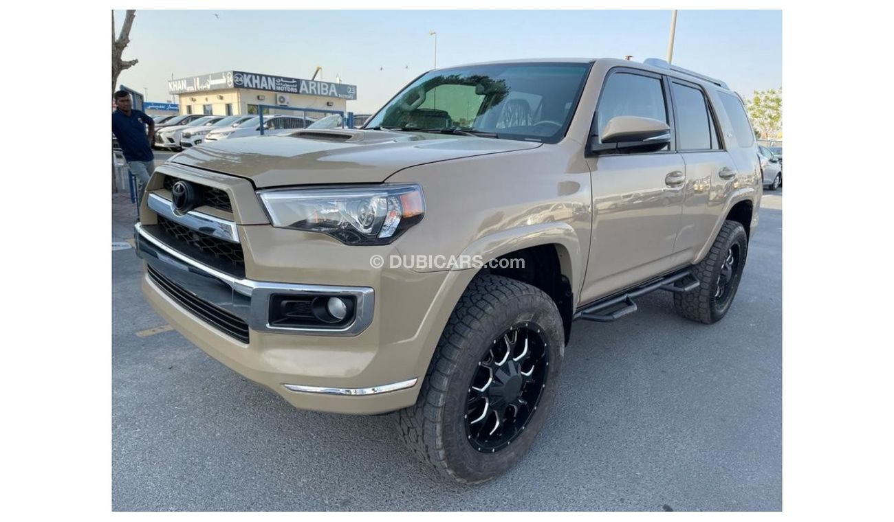 Toyota 4Runner SR5 PREMIUM 4WD 4.0L V6 2019 AMERICAN SPECIFICATION