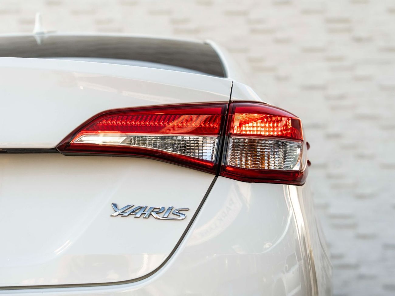 تويوتا يارس 1.5L E