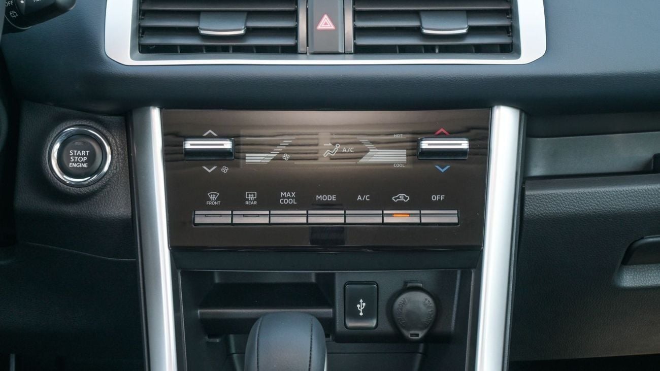 ميتسوبيشي إكسباندر كروس Brand New Mitsubishi Xpander Cross 2025 1.5L AT FWD|Grey/Black|XPANDER-CR-25| FOR EXPORT ONLY