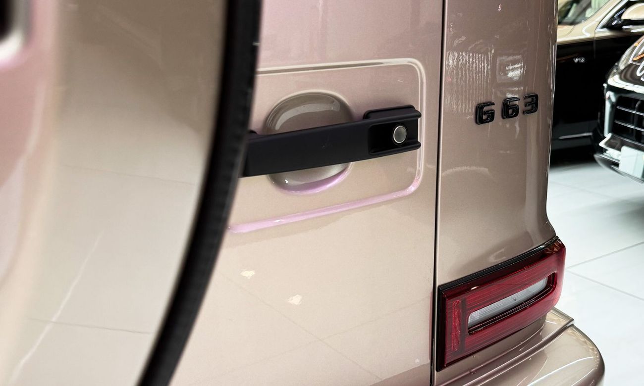 Mercedes-Benz G 63 AMG MERCEDES BENZ G63 AMG 2025 - DOUBLE NIGHT PACKAGE