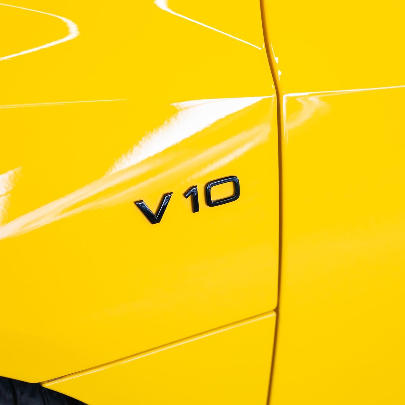 Audi R8 AED 12,744 pm • 0% Downpayment • Audi R8 • Agency Warranty And Service Contract