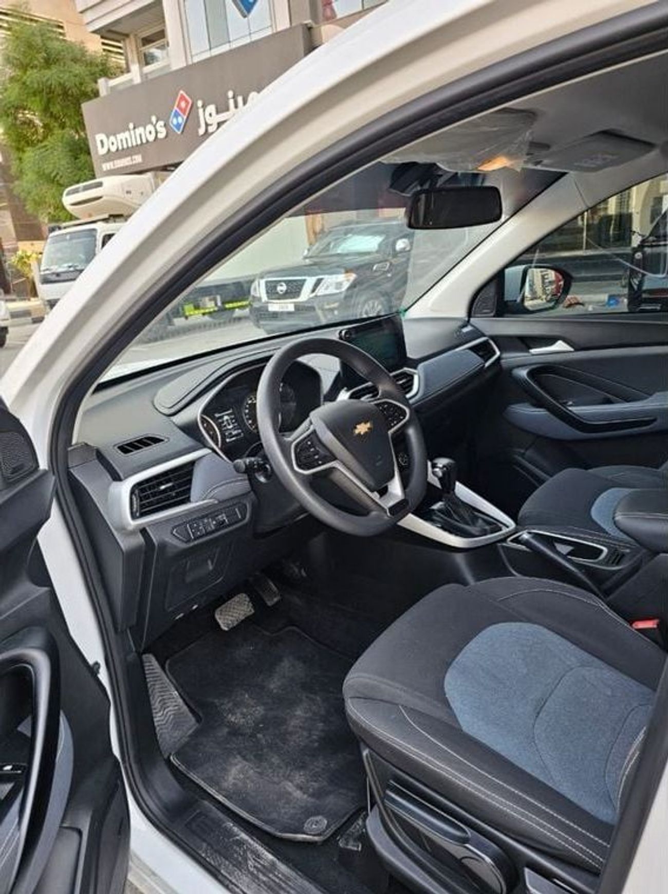 Chevrolet Captiva LS 1.5L (150 HP) (7 Seater)