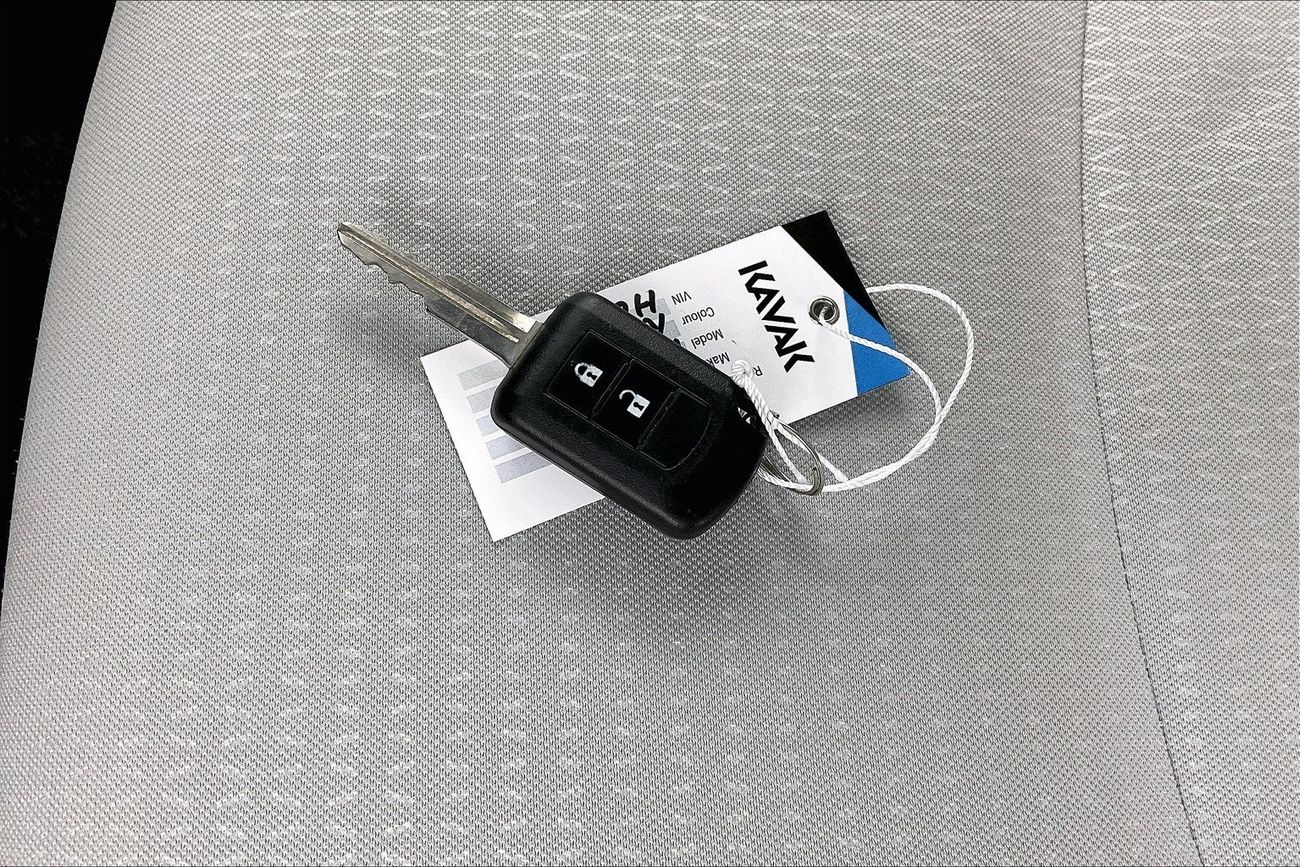 نيسان صني SV | ضمان مجاني لمدة عام | 0 دفعة أولى