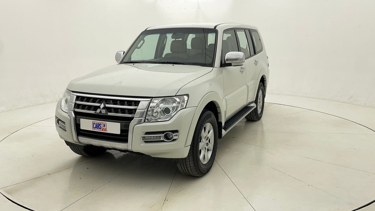 ميتسوبيشي باجيرو GLS LOWLINE 3.5 | بدون دفعة مقدمة | اختبار قيادة مجاني للمنزل