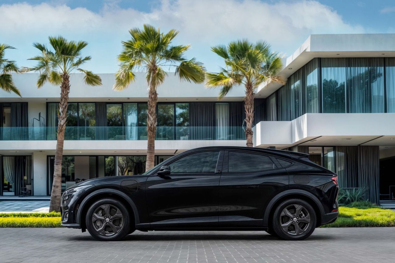 Ford Mustang Mach-E Mach-E | 1,822 P.M  | 0% Downpayment | Ford Mach-E!