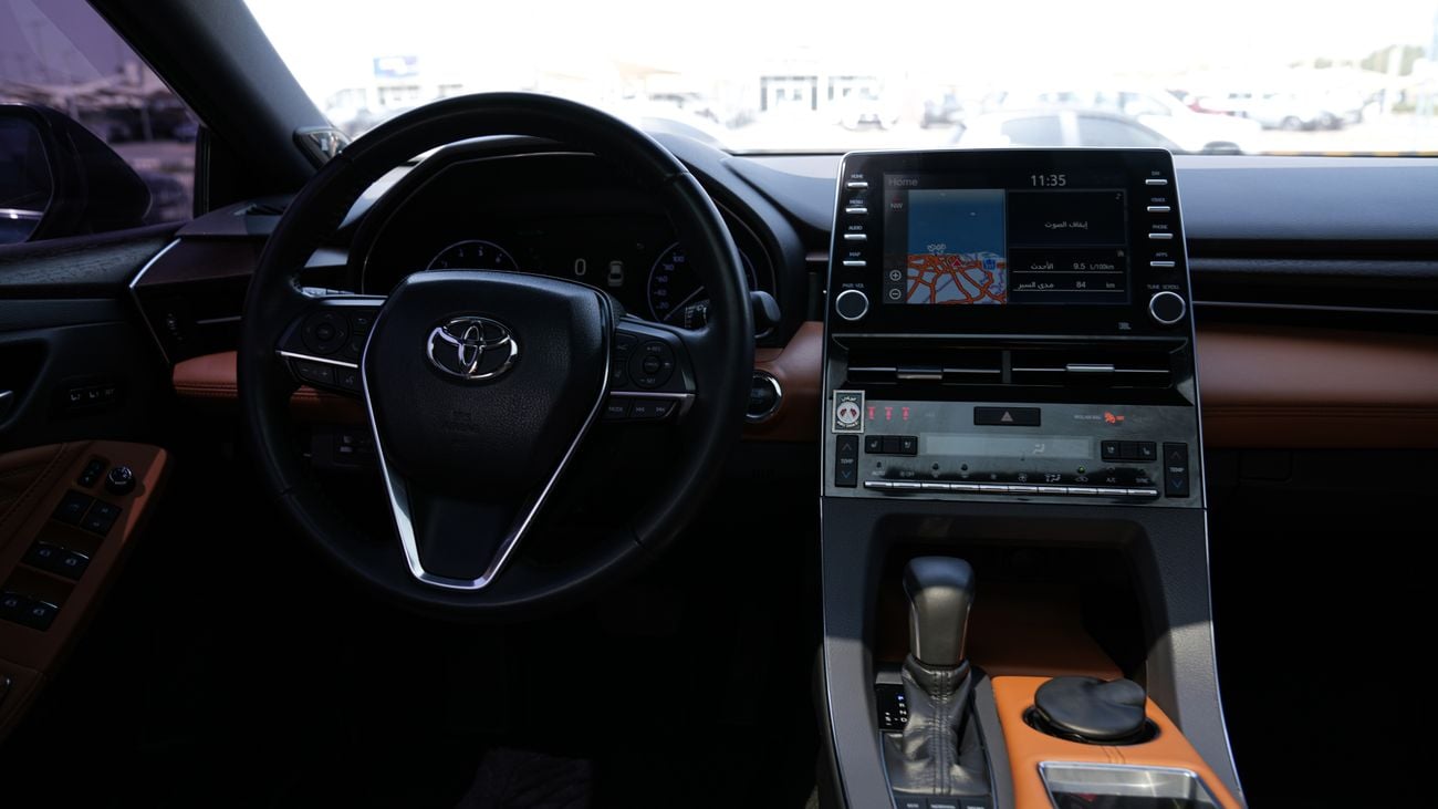 تويوتا افالون