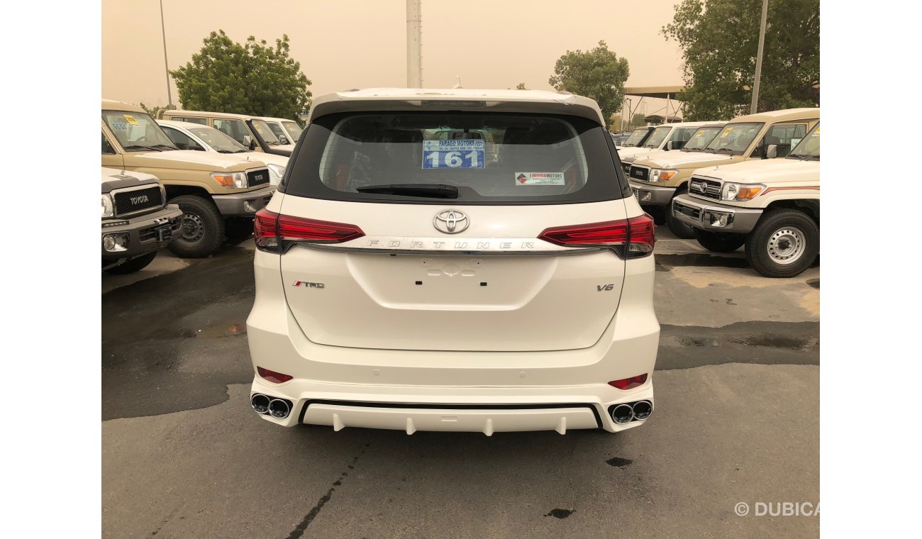 Toyota Fortuner V6 TRD SPORT 4.0L 2018