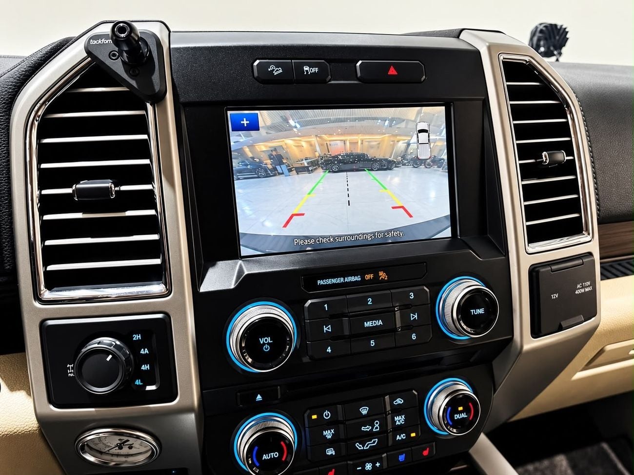 فورد F 150 LARIAT كابينة طاقم جلد كينج رانش LARIAT CREW CAB LTHR KNG RCH