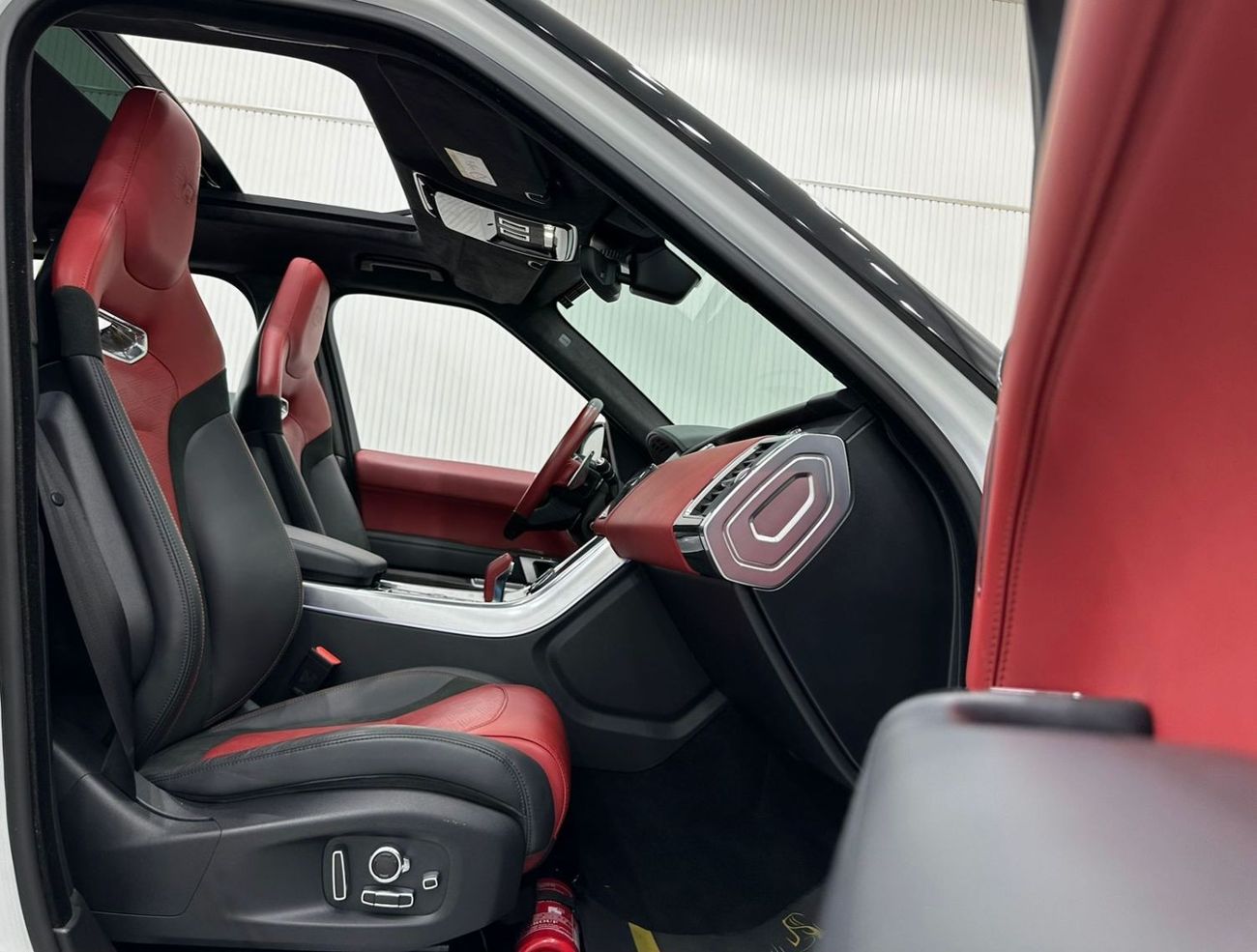 Land Rover Range Rover Sport 2019 Range Rover Sport SVR, Sep 2024 Range Rover Warranty, Just Been Serviced, Low Kms, GCC