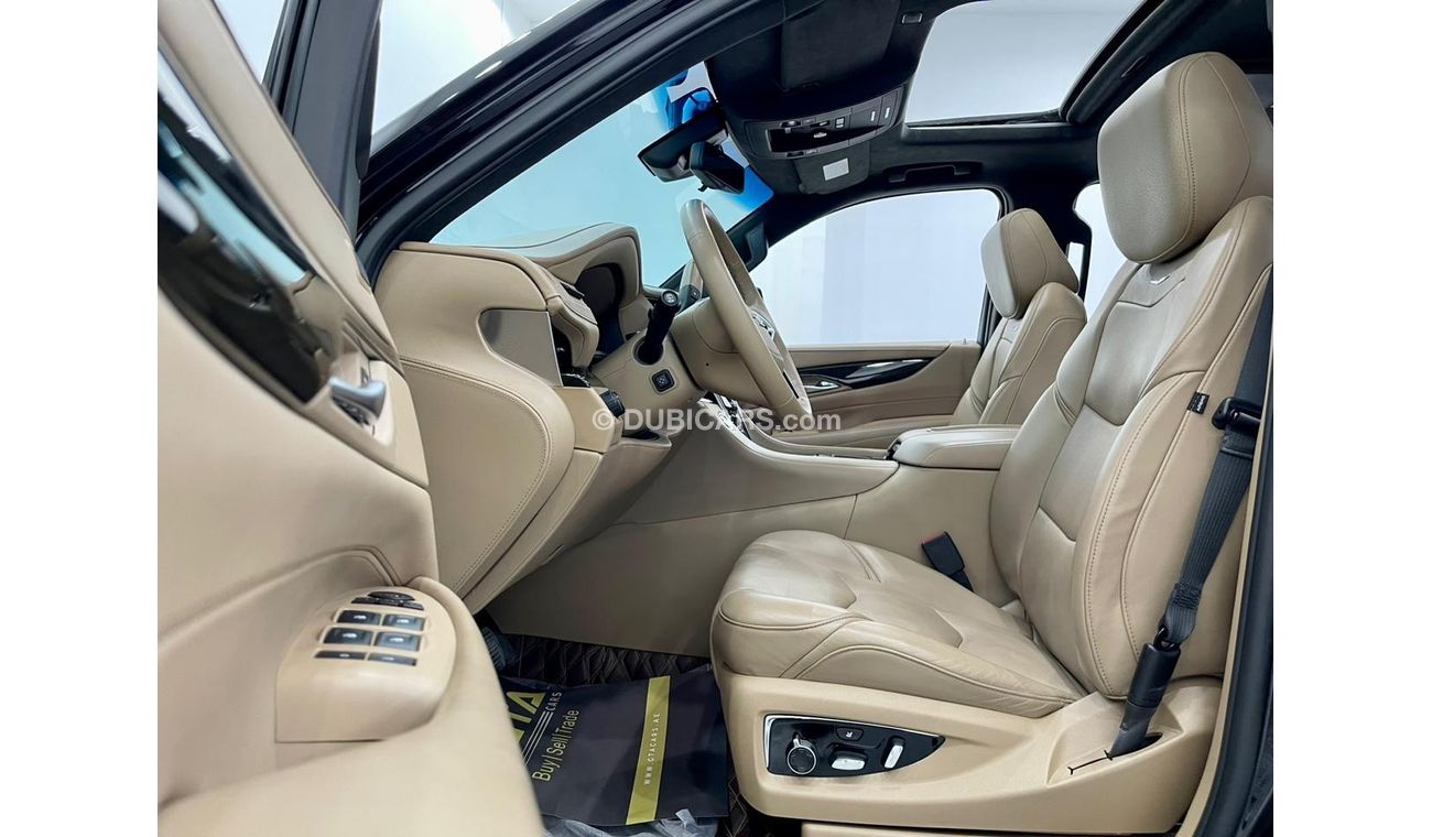 Cadillac Escalade 2019 Cadillac Escalade Platinum, Full Service History, Warranty, Service Contract, GCC