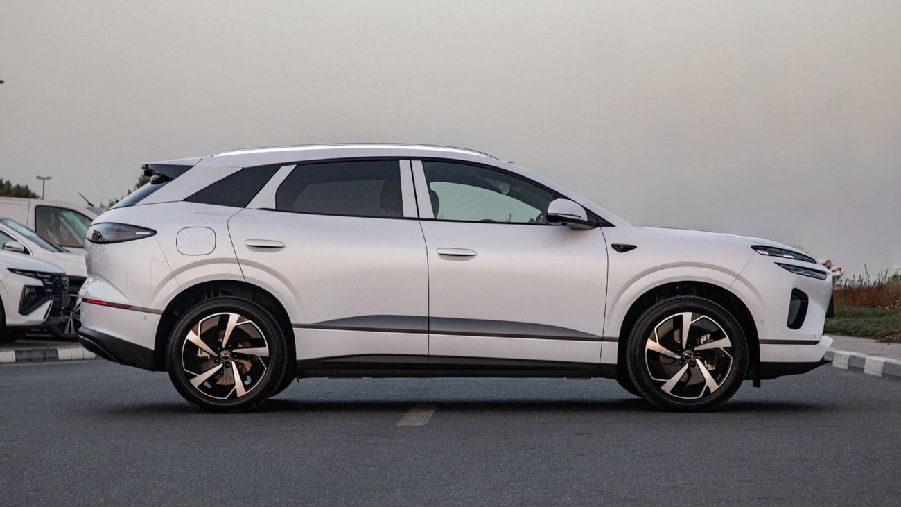 بي واي دي سيليون 06 PILOT PLUS EDITION 170 كم DM-i | 2025 | قريباً