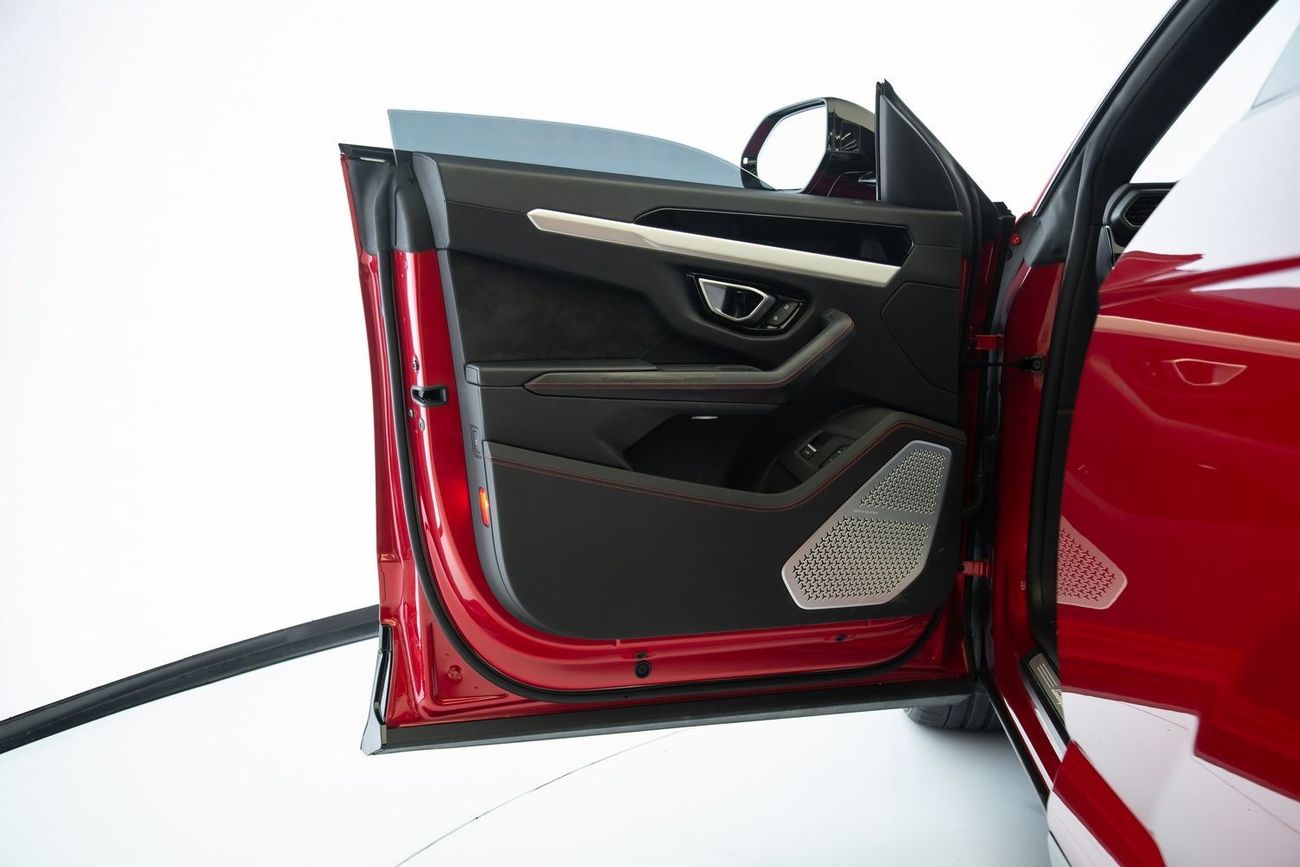 لامبورغيني اوروس Std