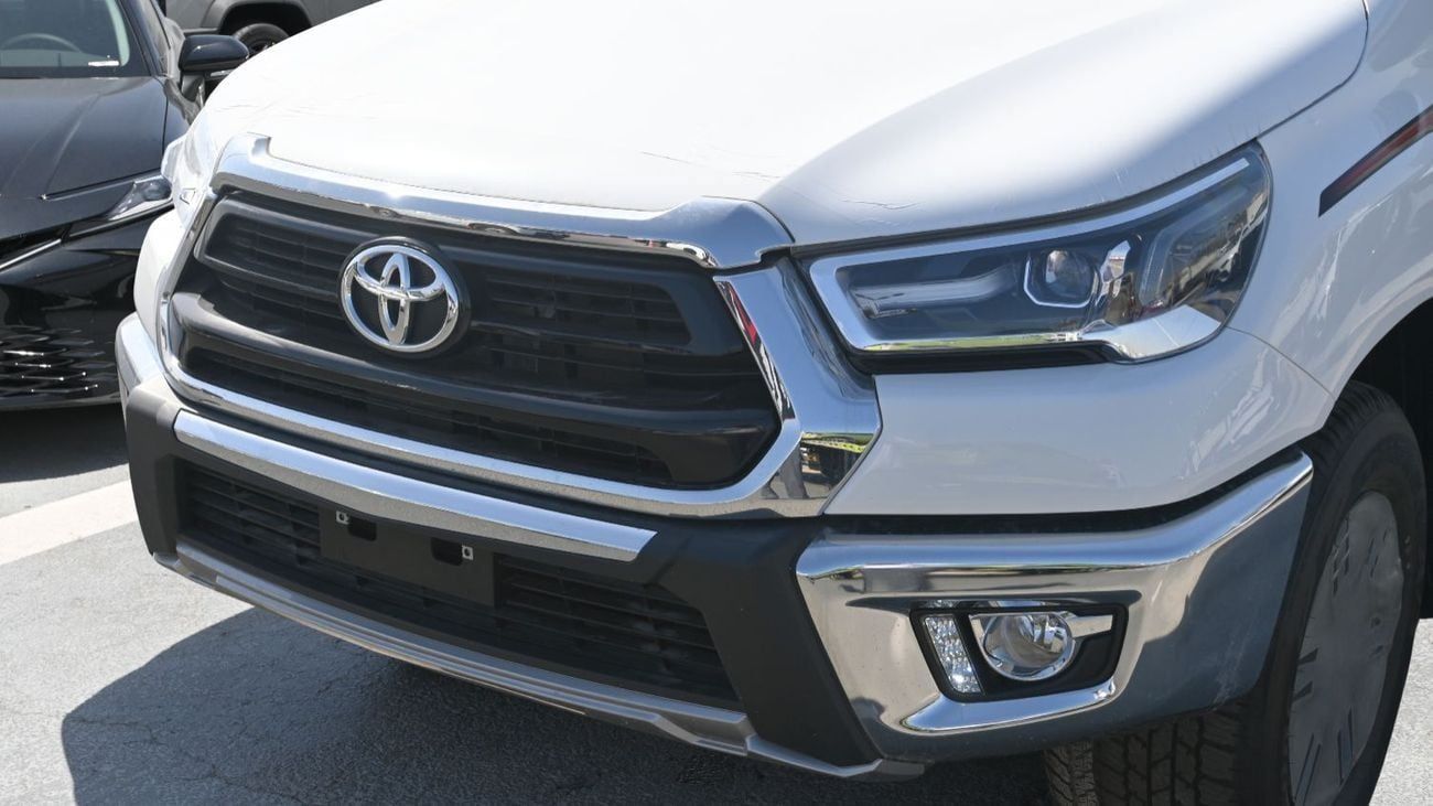 Toyota Hilux SGLX GLX 2.7L Double Cab Utility 4WD A/T Toyota Hilux SR5 GLXS 2.7L Petrol, Automatic 4WD, Model 202