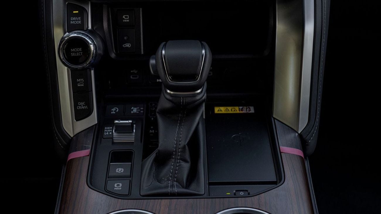 تويوتا لاند كروزر LAND CRUISER VX 3.3L DIESEL 2024