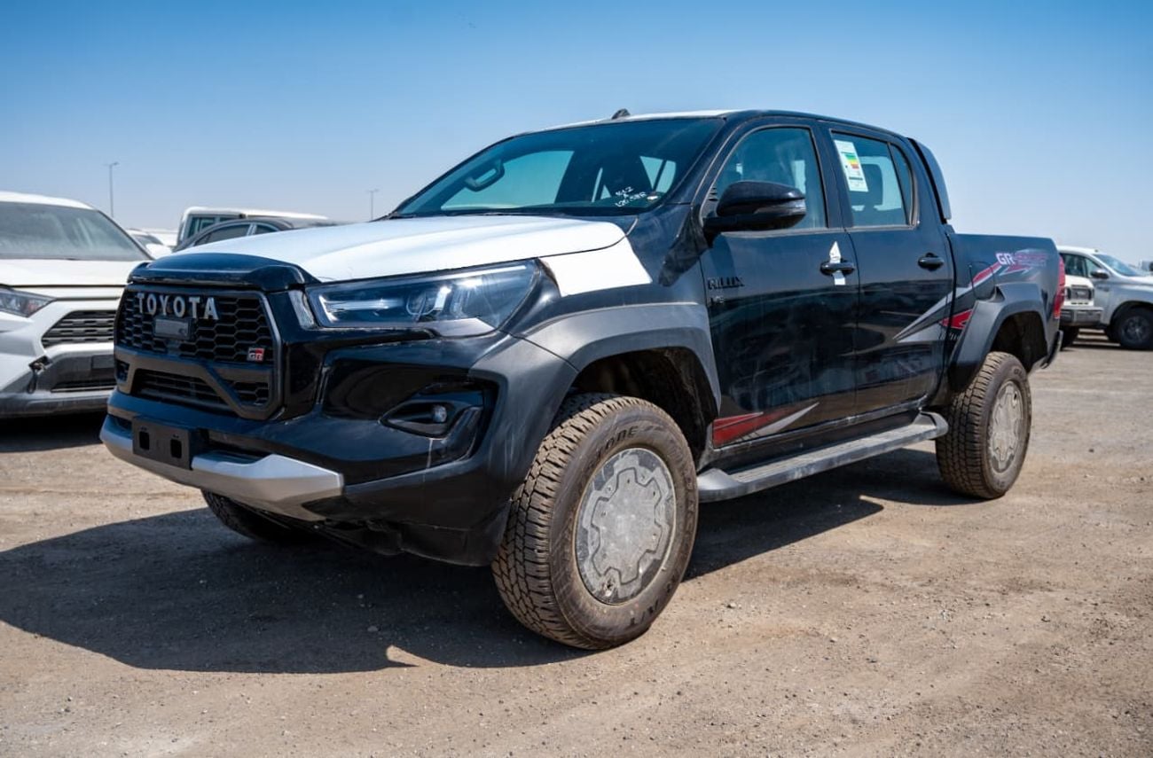 تويوتا هيلوكس Hilux GR-Sports | 4.0L | Petrol | Automatic | 4X4 | 2026