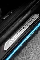 Lamborghini Aventador 6.5L V12 GCC Full service history