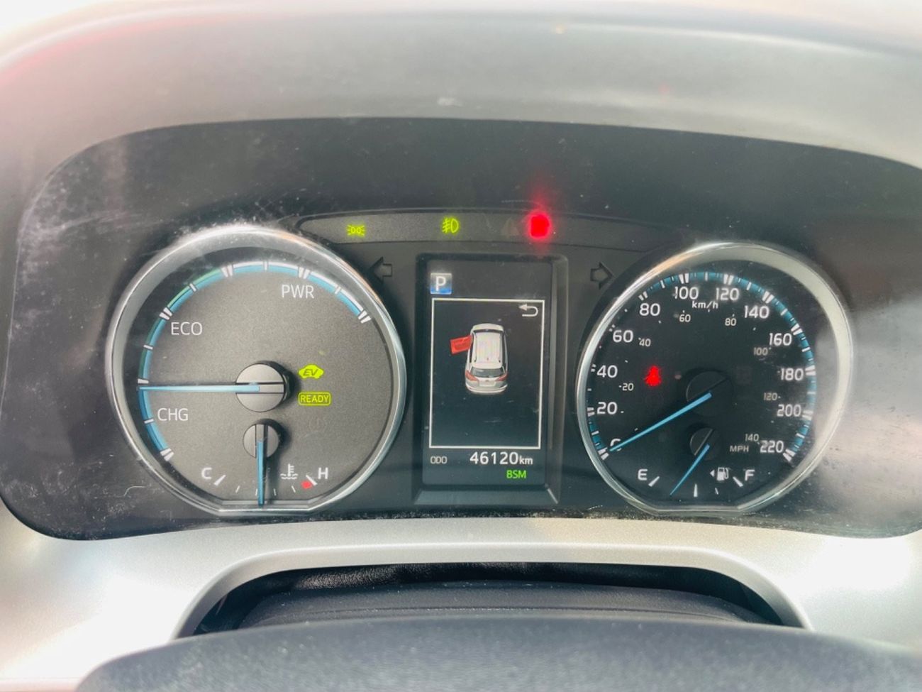 Toyota RAV4 Platinum Hybrid AWD full option