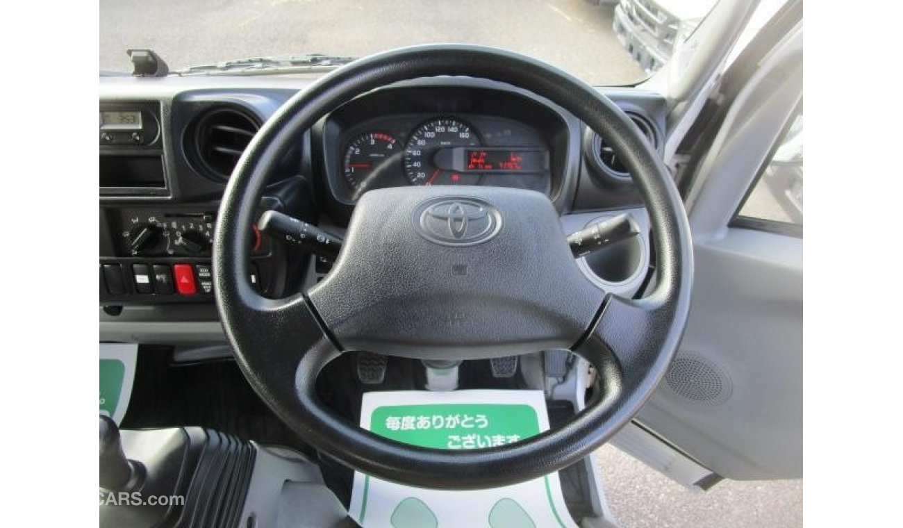 Toyota Dyna XZU605