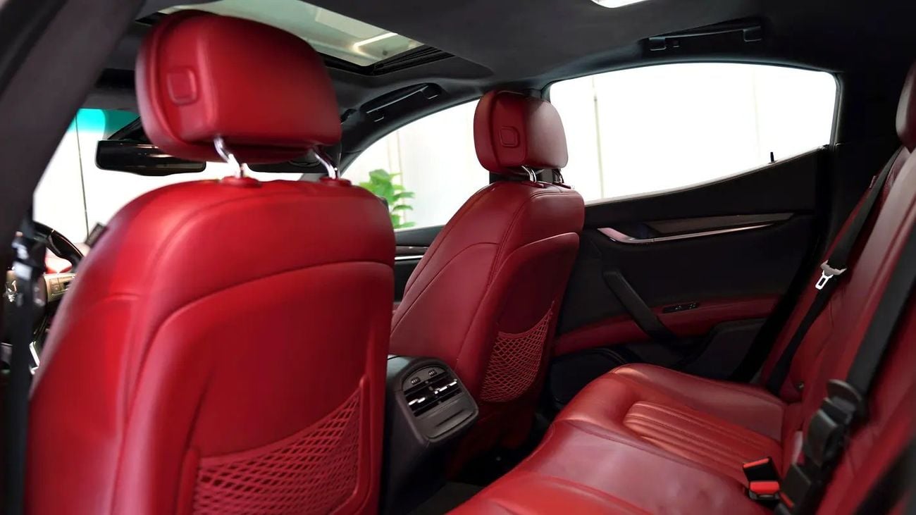 Maserati Ghibli S BEST WHITE S Q4 V6 || TOP RANGE || GCC || RED INTERIOR || CONDITION