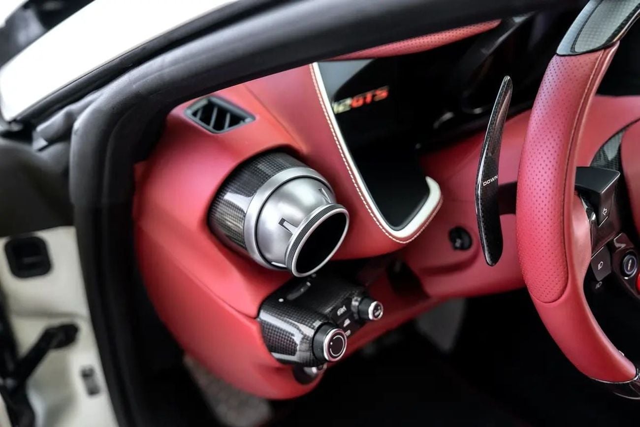 فيراري 812 GTS GTS