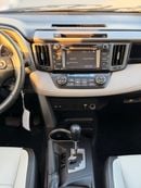 Toyota RAV4 XLE 2.5L 4x4 drive / sunroof, leather seats/ full option