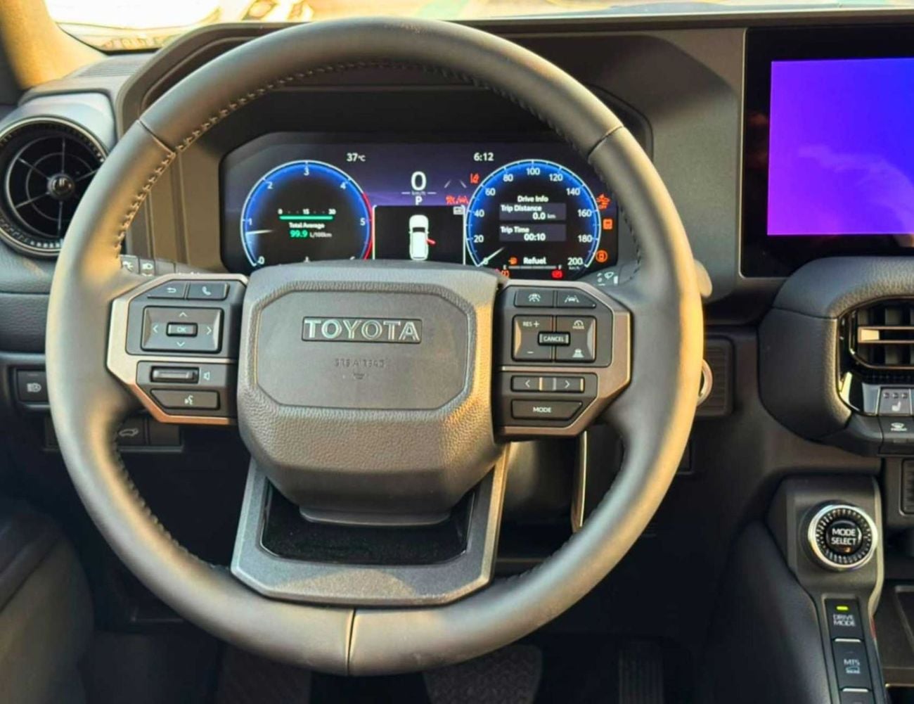 تويوتا برادو ADVENTURE || 2.8L DIESEL V4 / RADAR / HUD , LEATHER WITH MEMORY SEAT (CODE # PDADV1)