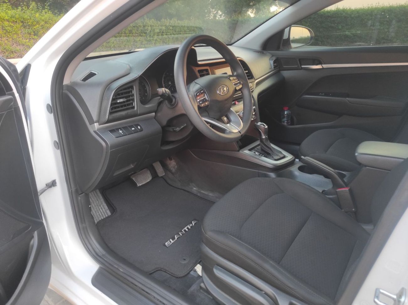 هيونداي إلانترا Comfort 2.0L Hyundai Elantra 2020 2.0 usa full automatic