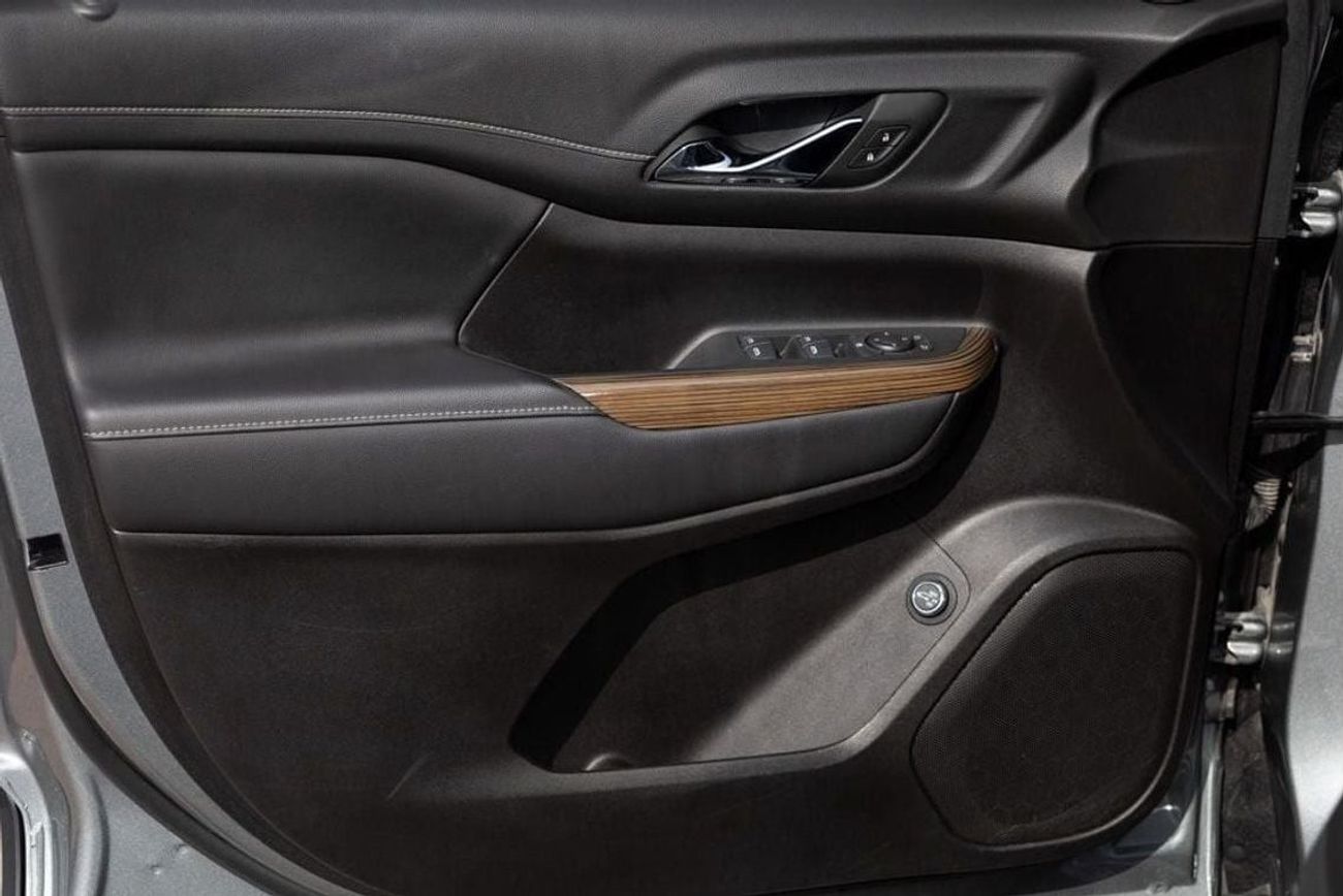 GMC Acadia SLE 3.6L GMC Acadia 2023 GCC under Agency Warranty and Service Contract with Flexible Down-Payment.