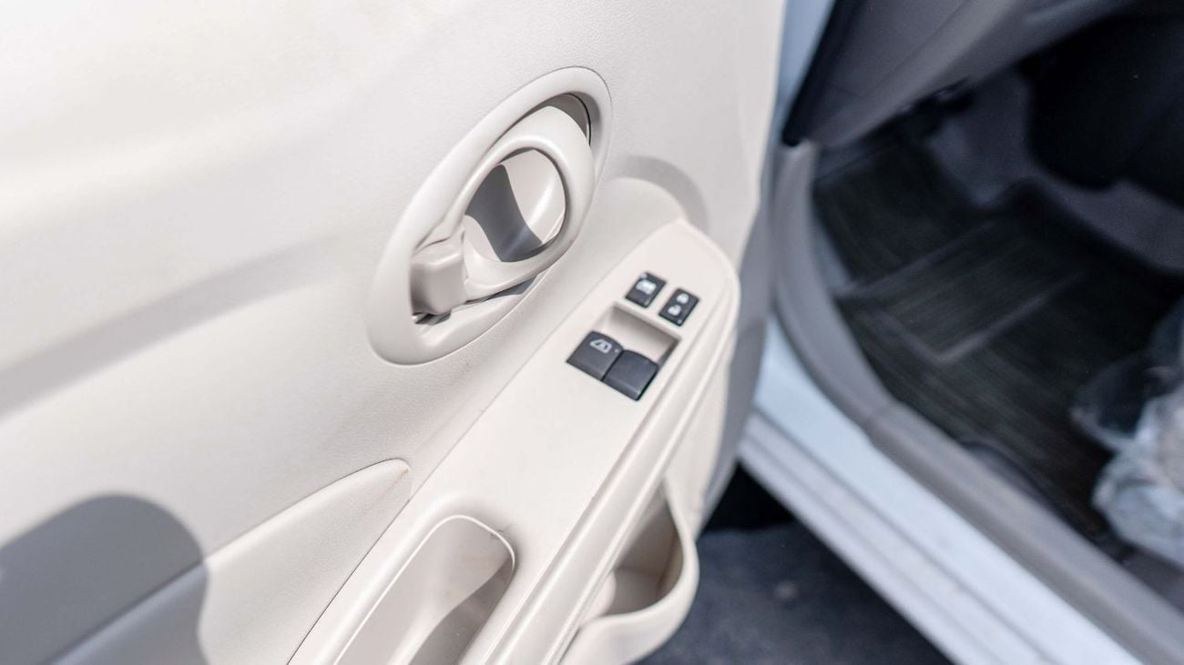 نيسان صني 2024 Nissan Sunny 1.5L AT Petrol