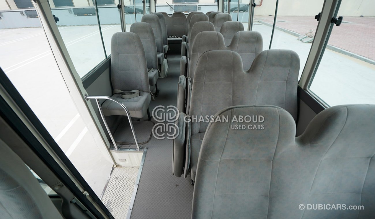 Toyota Coaster Certified Vehicle with Delivery option; Coaster(GCC Specs) in Good Condition(Code : 4881)