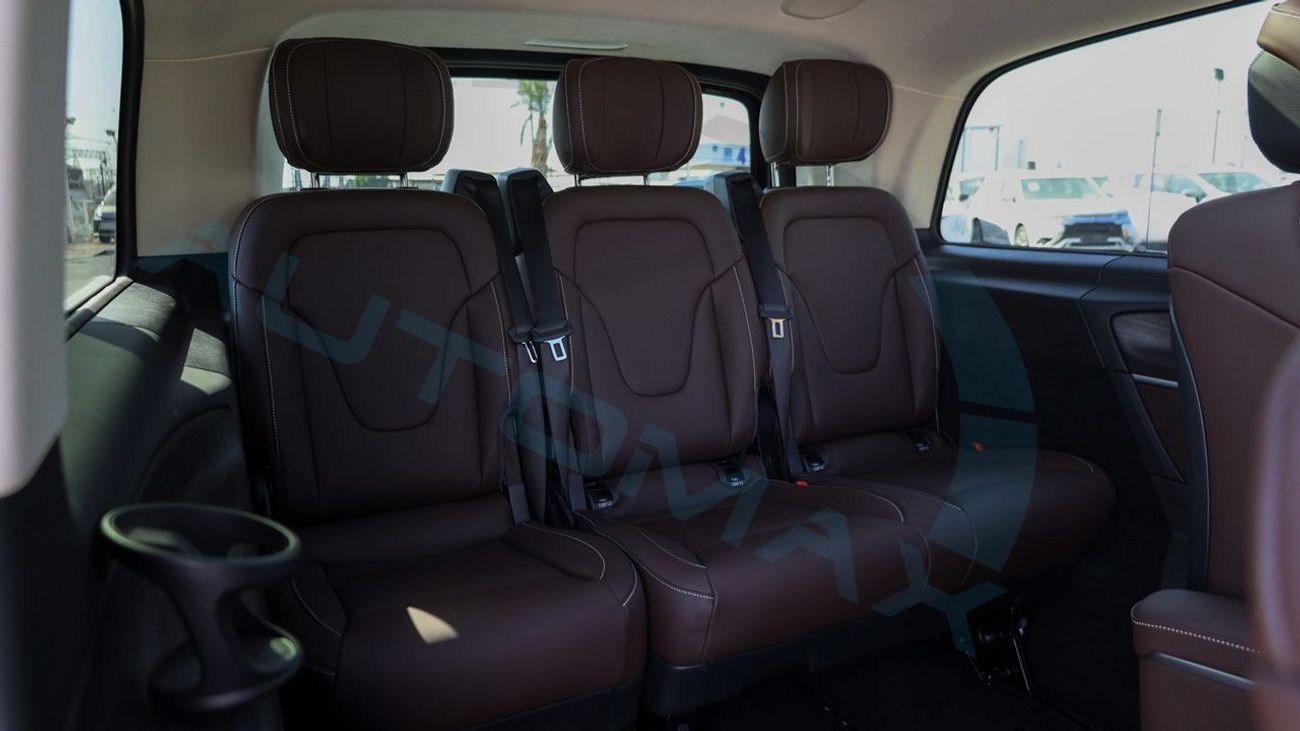 Mercedes-Benz V 300 L LUXURY MPV EQ Boost 2.0T RWD 2024 0Km With 3 Years Or 100,000 Km Warranty