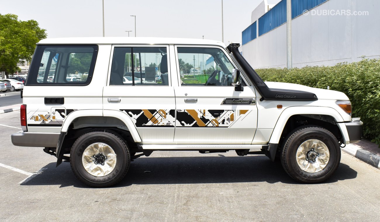 Toyota Land Cruiser Hard Top