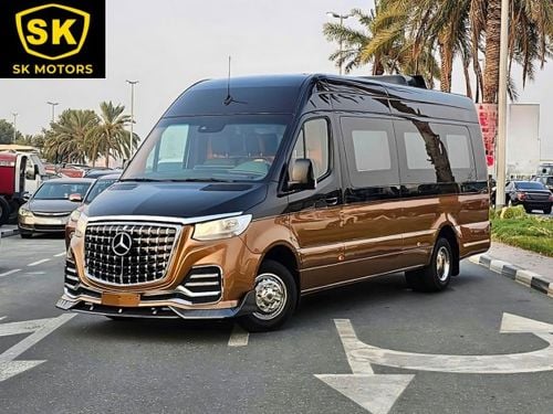 مرسيدس بنز سبرينتر A/T / DIESEL / VIP SEAT WITH VENTILATION AND MASSAGE / 9 SEATER / LOT# 72374
