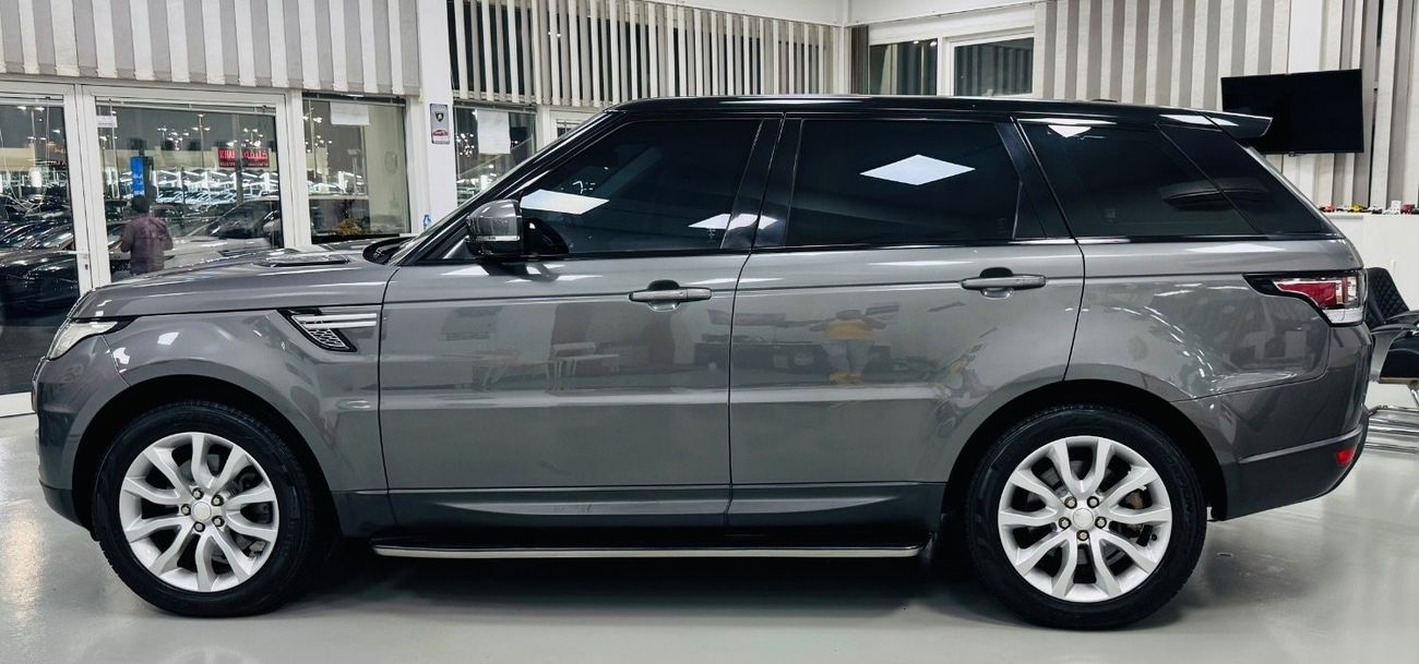 Land Rover Range Rover Sport GCC .. FSH .. V6 .. HSE .. 7 Seats .. DVD .. Top Range